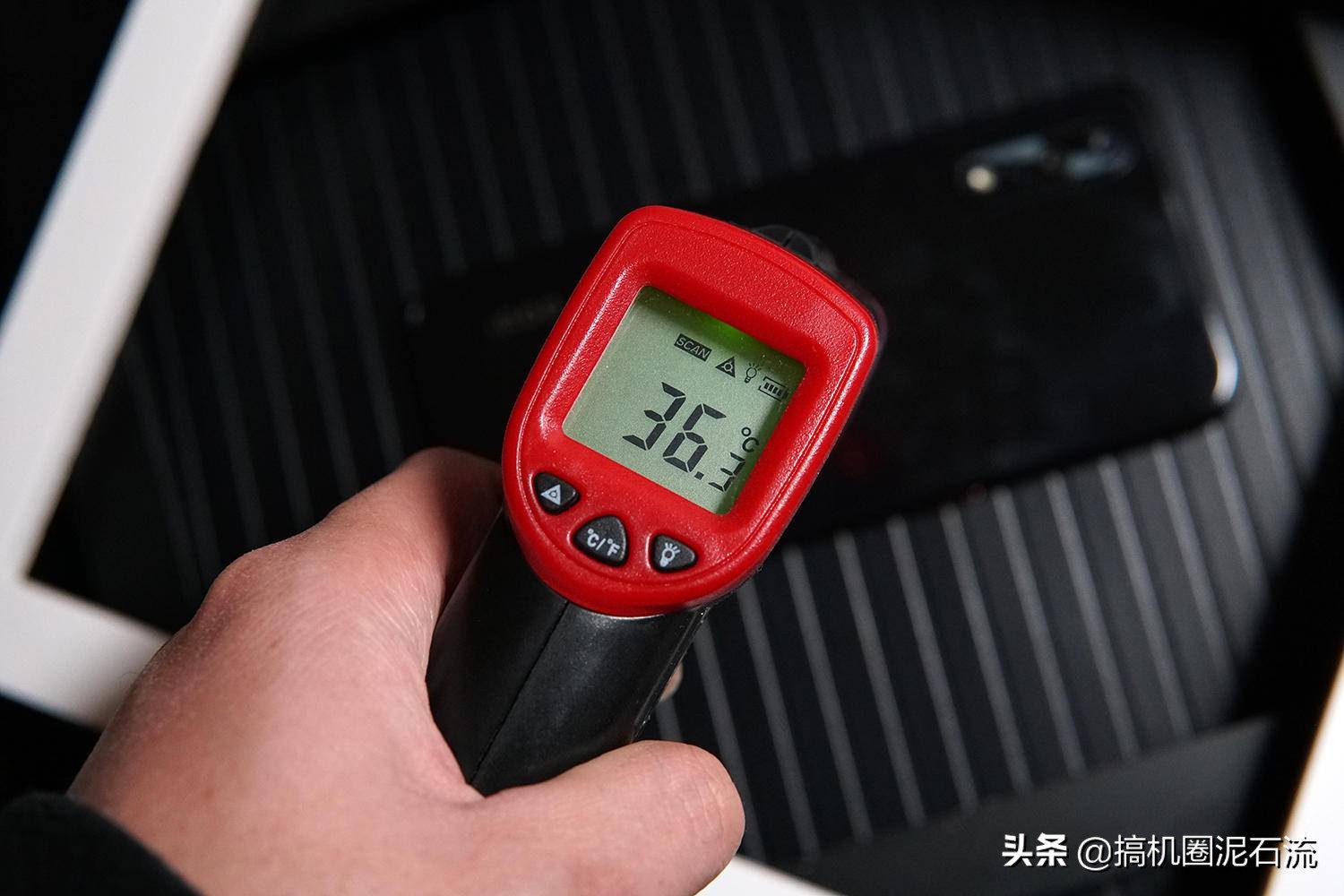 2000性价比最高的iq手机,2000iqooneo系列最值得入手的手机