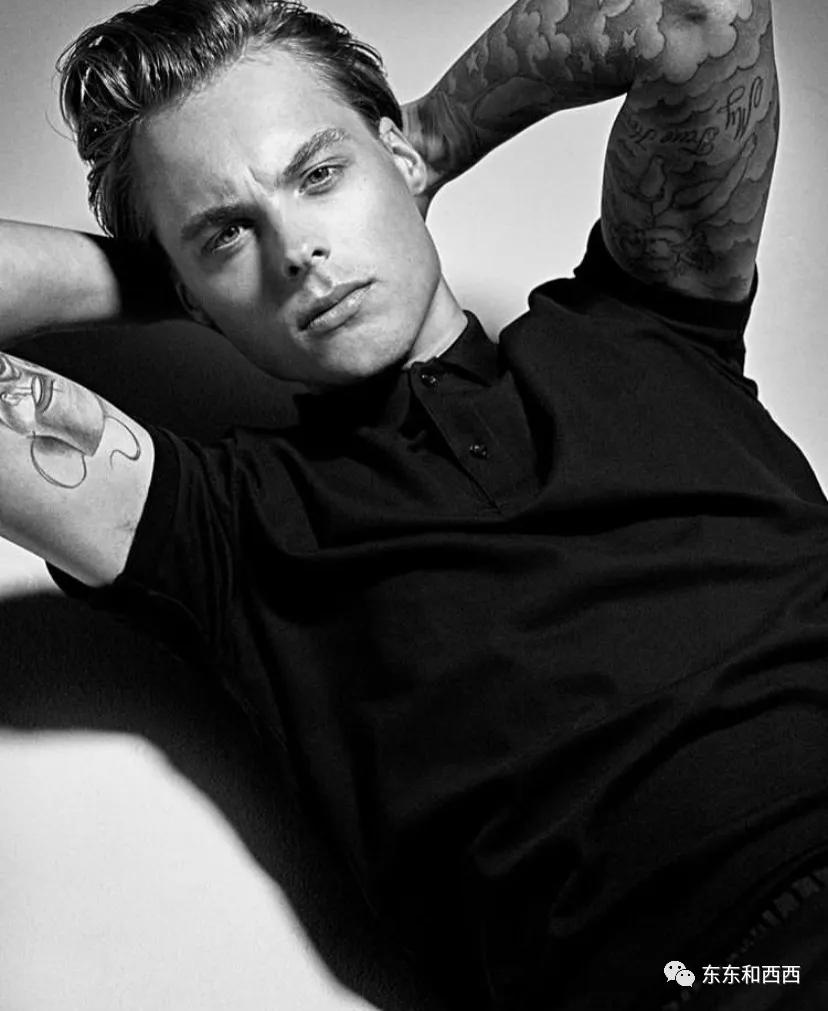 赌王何鸿燊的帅气照片,赌王何鸿燊年轻照帅