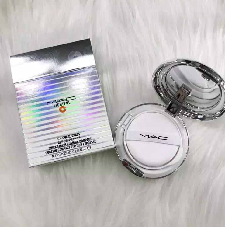 秋冬季超遮瑕不卡粉气垫推荐,滋润又遮瑕的气垫