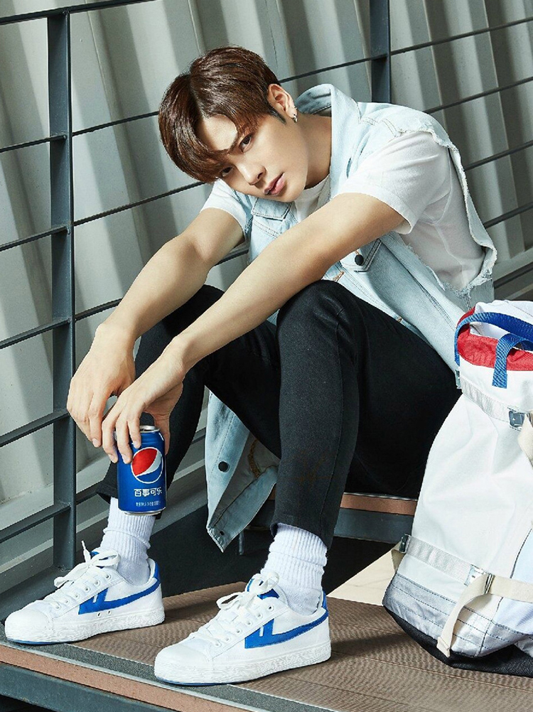 男生必备的基础款鞋子,男生鞋子推荐有哪些款式