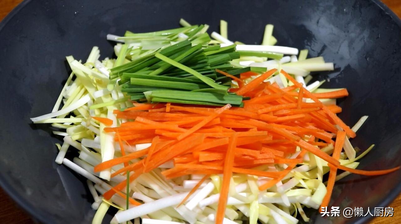 春天春卷的制作过程,春卷怎么吃好吃又简单