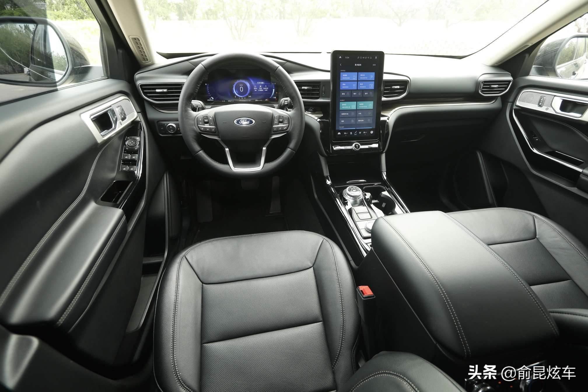 全新大七座suv福特探险者,帅气十足的性能轿跑suv