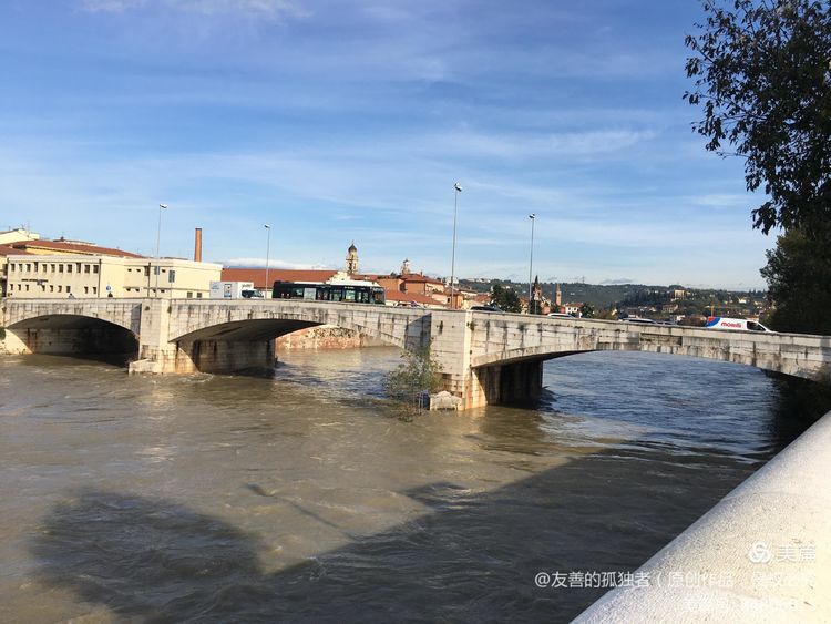 维罗纳爱情之城,浪漫的爱情之都维罗纳