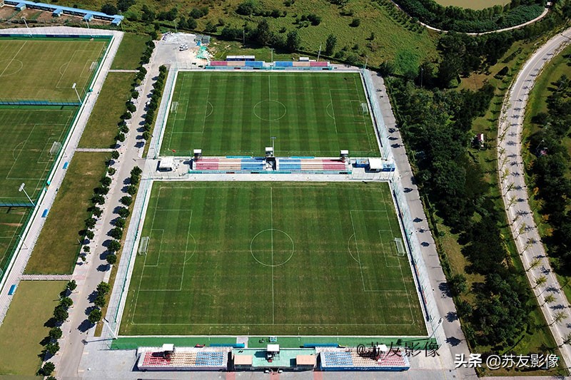 唐山南湖足球基地,唐山南湖足球广场免费吗