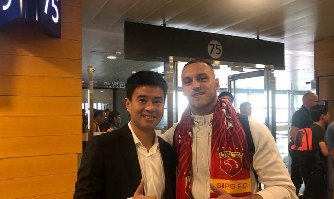 上港阿瑙托维奇价格,上港外援阿瑙托签几年