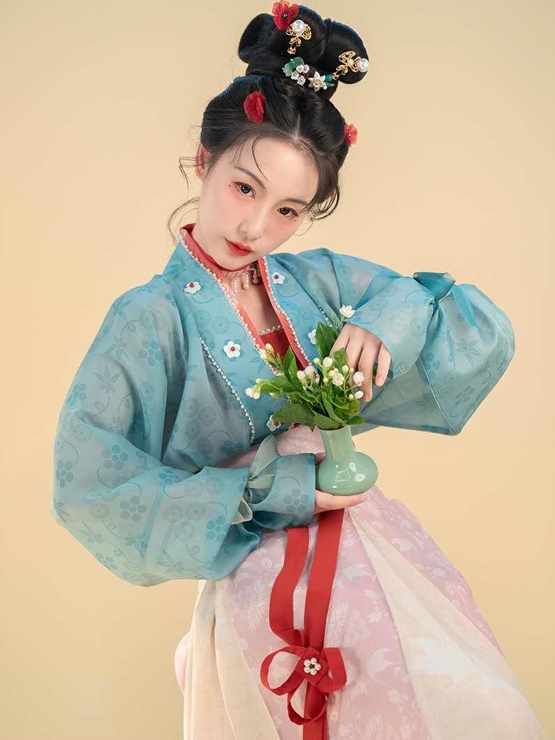 超简单的汉服发型保证可以学得会,适合汉服的发型无需发饰不是刘海