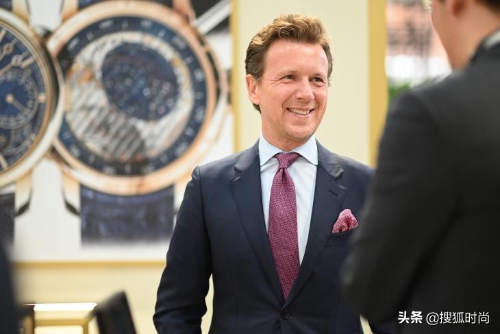 全球顶级名表展览会,探访豪车