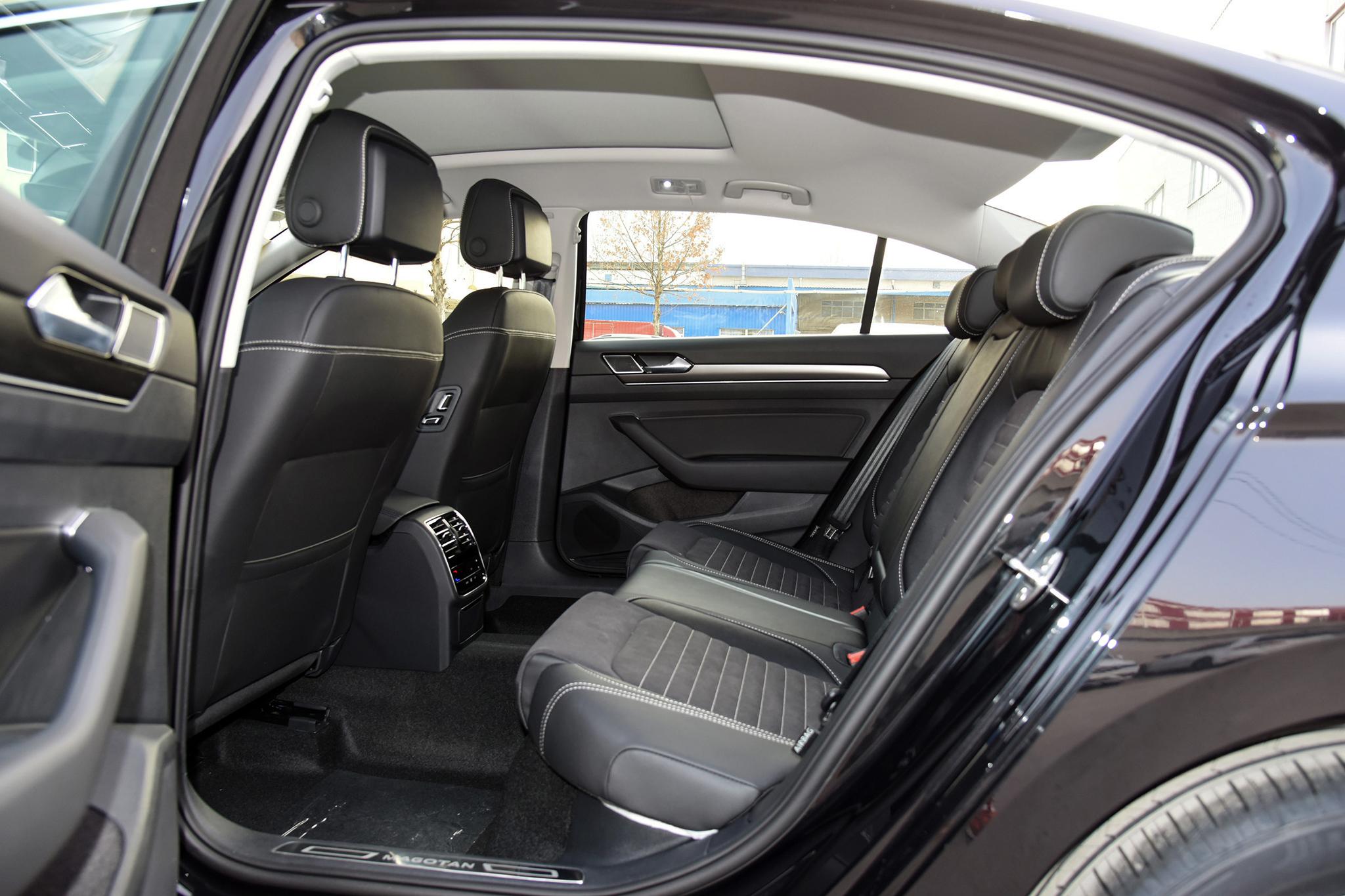 顶配不贵20万高性价比中级车推荐,20万内落地最值得入手的中级车