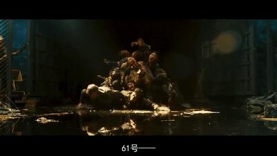 釜山行2帅气场面,釜山行2精彩片段