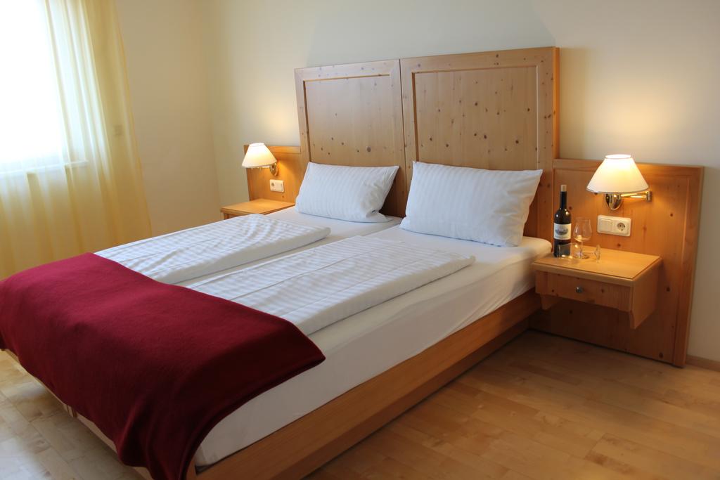 德国法兰克福机场转机攻略,哈恩机场和法兰克福机场