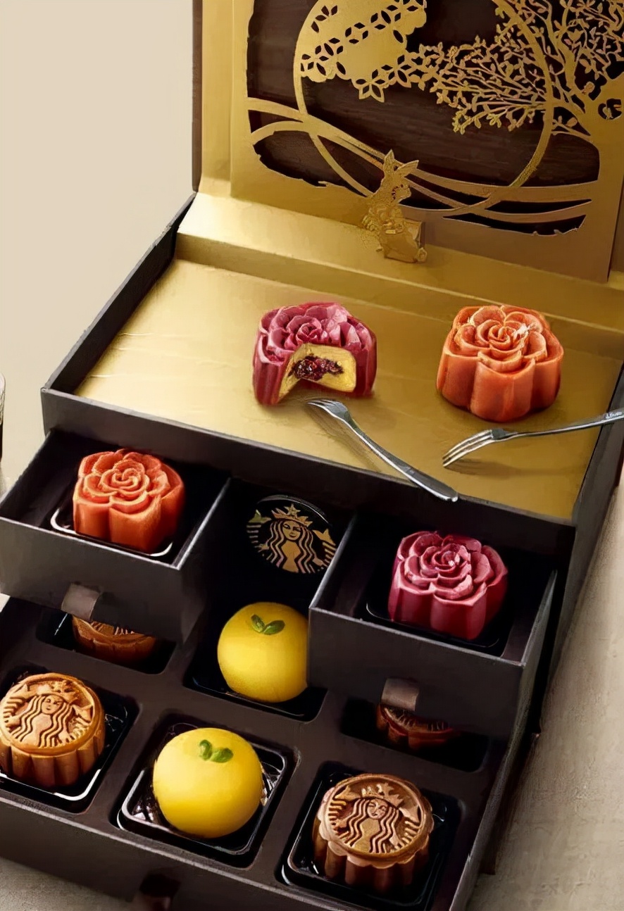 天津人排队买的月饼 (天津人买月饼)