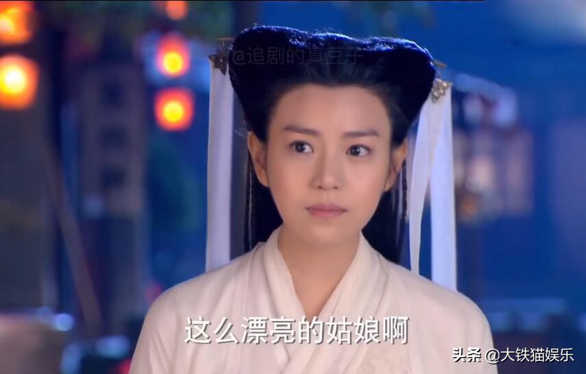 这4位女星太难了！被一位女配艳压不算啥，个个女配都吊打才尴尬