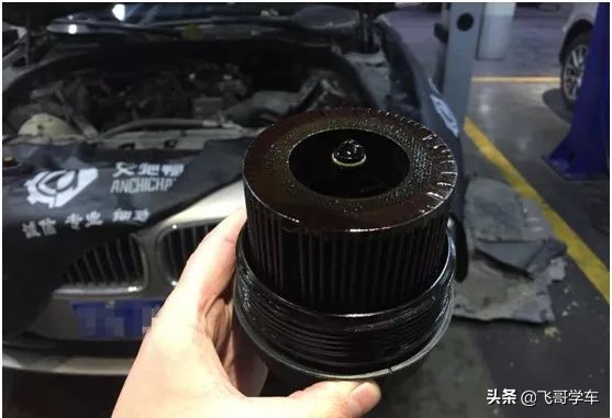 宝马f18保养完抖动,宝马f18十四万公里要换什么