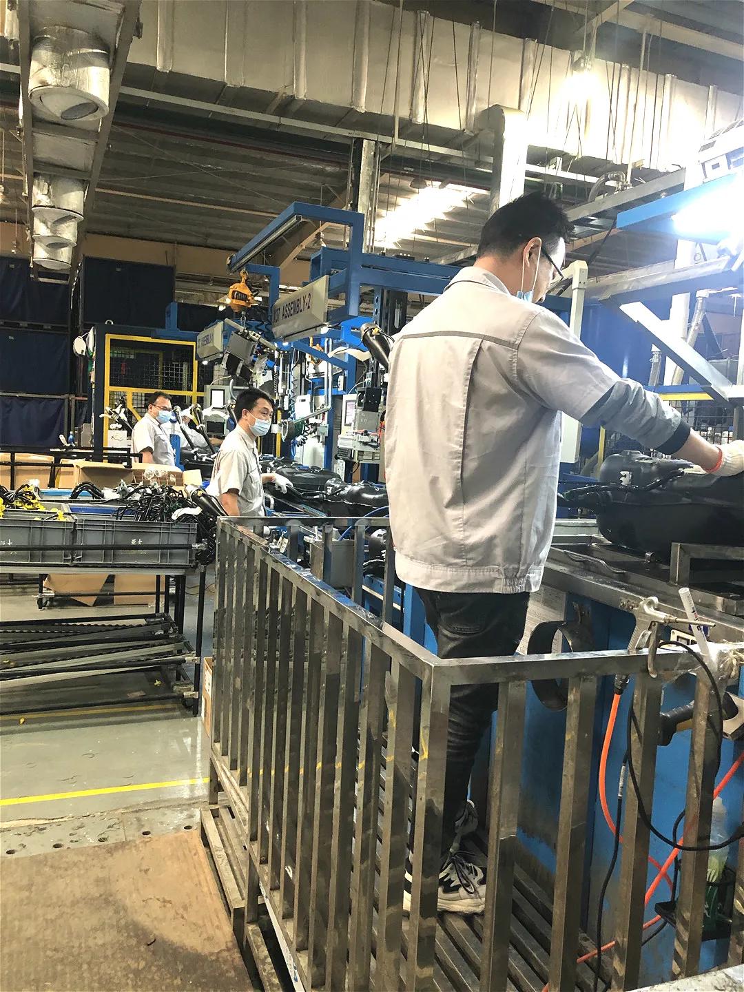 决战四季度铆足干劲全力冲刺,决战四季度打赢攻坚战