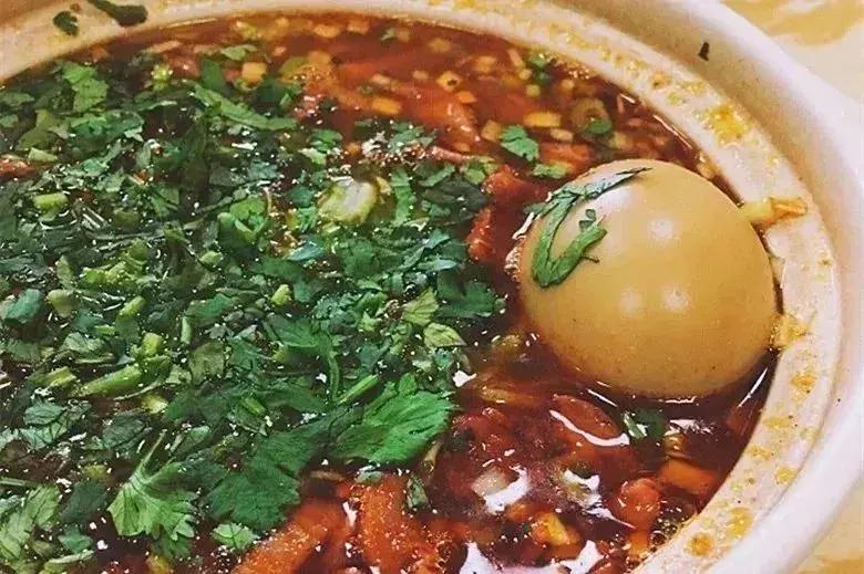 天津特色小吃被称为津门三绝 (天津风味小吃中的三绝之一)