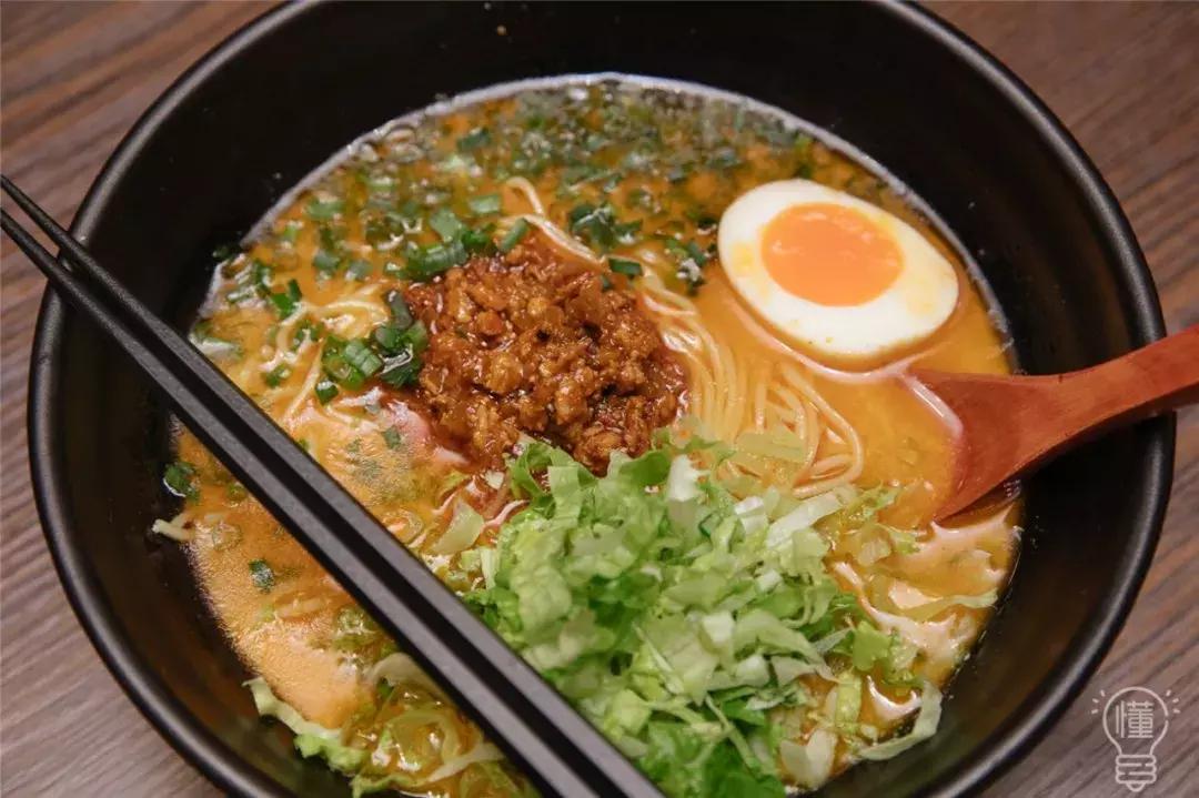 一口气开了三家火锅,一口气连开六家店