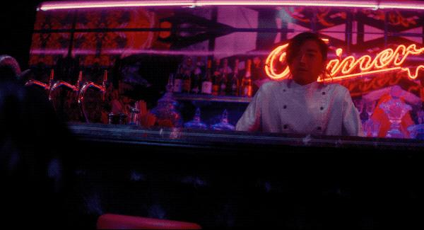 亚洲最狂野女导演，一年出3部新片，半个演艺圈为她站台