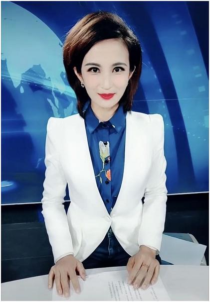 女主持人穿露脐装上台,女主持人穿露锁骨衣服