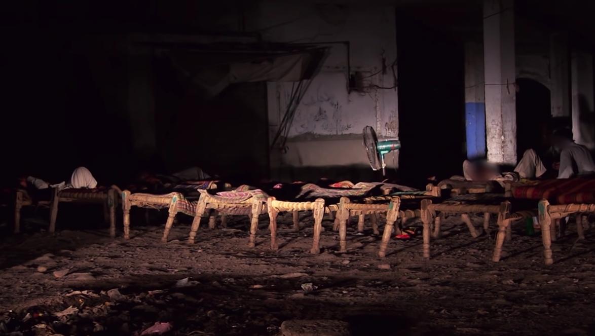 400万男童惨遭绑架性侵,沦为恋童癖玩物…警察:没空管