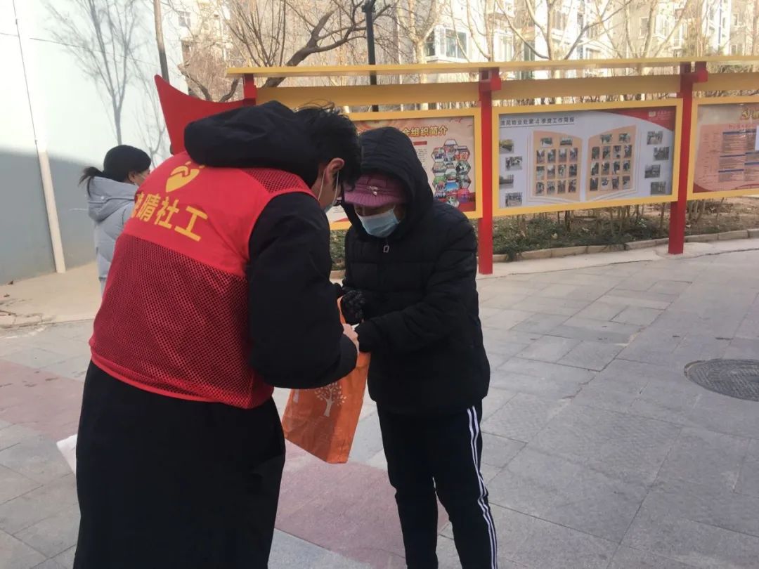 战疫情菊城文明社工在行动,战疫同心志愿者在行动