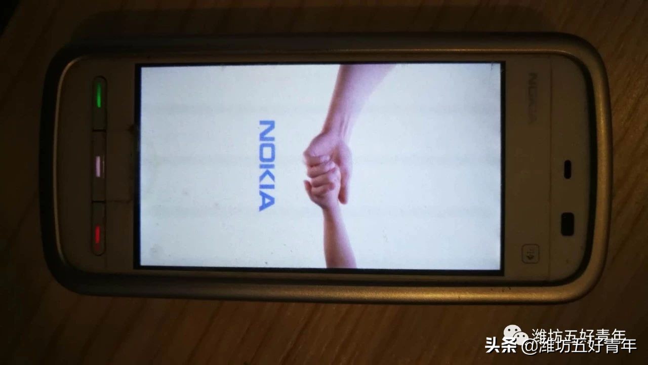 诺基亚5233手机好吗,10年前的诺基亚5230开箱视频