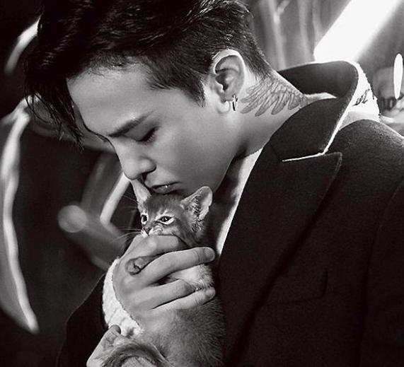 权志龙跟nike联名的鞋子,权志龙小雏菊联名鞋发售时间