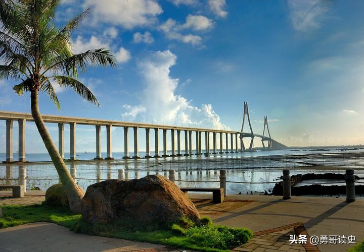 闻一多七子之歌指的是哪些地方,闻一多写有七子之歌七子指哪里