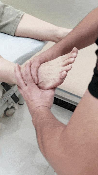 踝关节扭伤治疗手法,踝关节扭伤康复训练手法