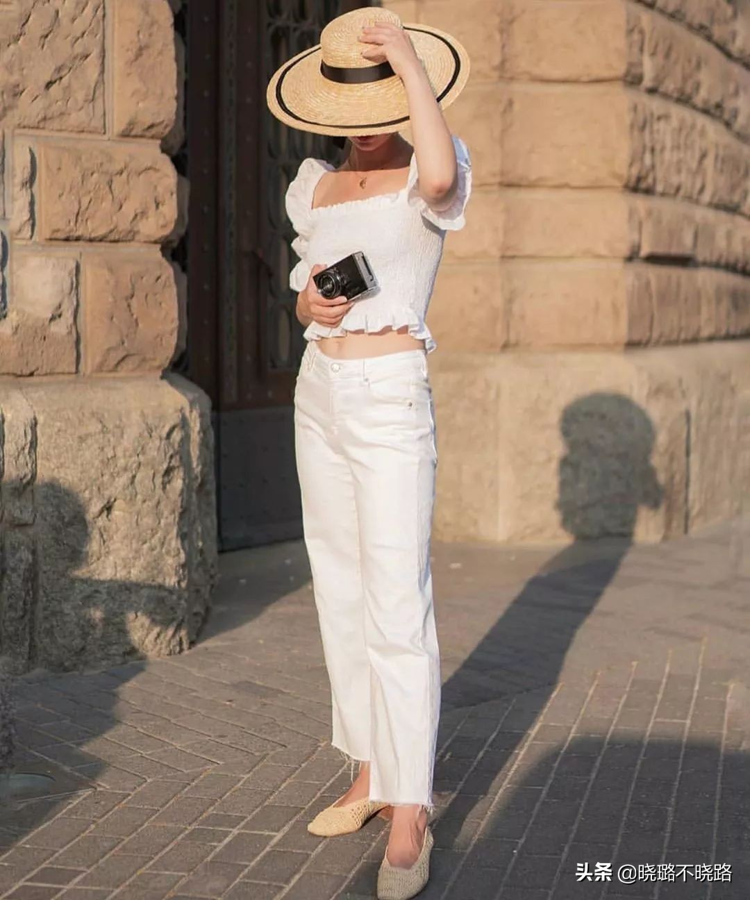 今年最流行的阔腿裤女款米色,新款裤子女最流行的阔腿裤