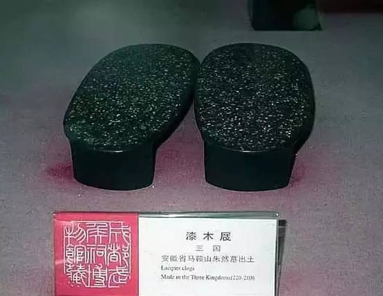 古人穿的精致的鞋子,古时候人们都穿什么鞋