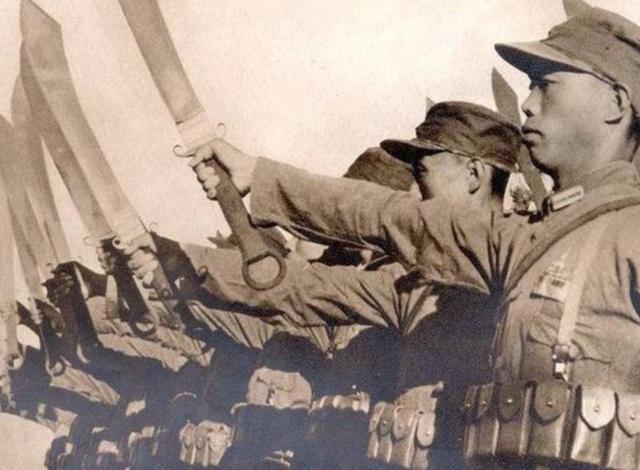 抗日大刀有多强,最经典的抗日杀鬼子大刀