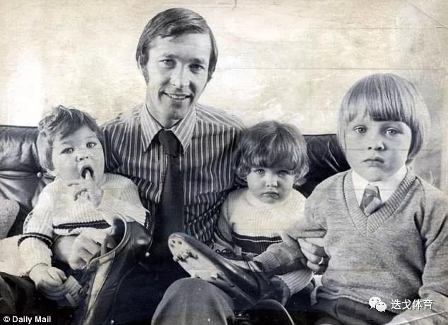 弗格森曼联自传,弗格森自传英超曼联教头亲自撰写