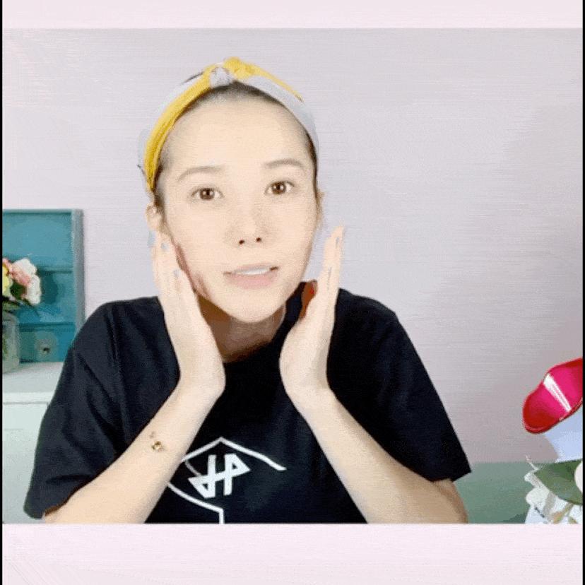 为什么护肤品抹到脸会紧,涂抹护肤精华为什么会起小气泡