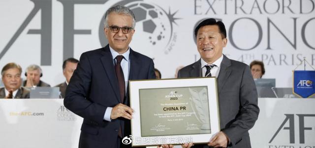 恒大十万人体育场,恒大十万人足球场