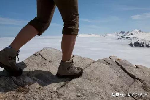 为什么徒步必须穿徒步鞋,户外徒步的基本知识