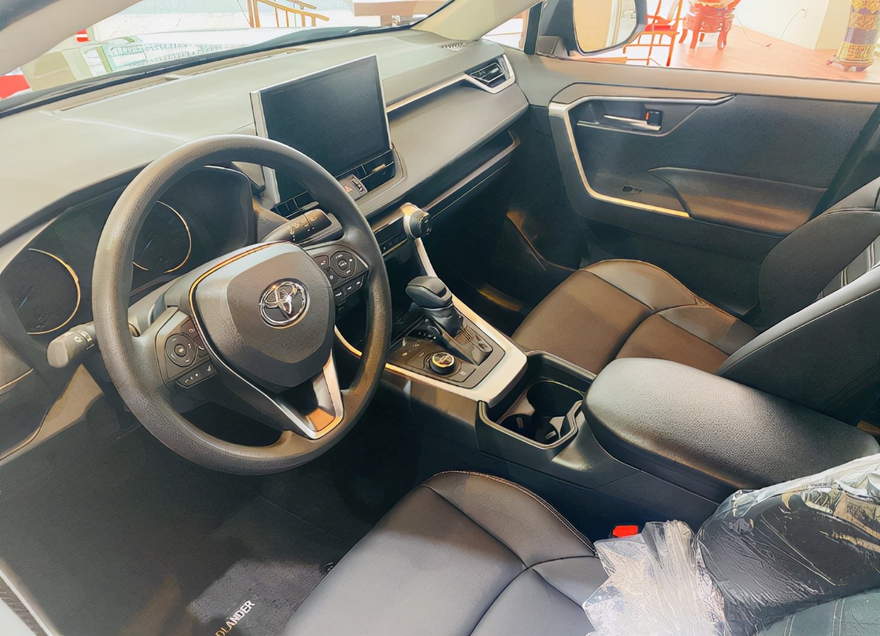 高性价比的好车推荐丰田威兰达,23款丰田威兰达值不值得买