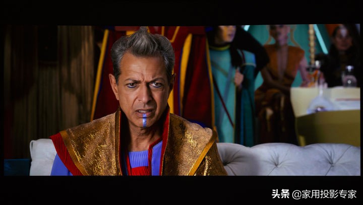 不施粉黛亦倾城面若桃花深似海,不施粉黛亦倾城