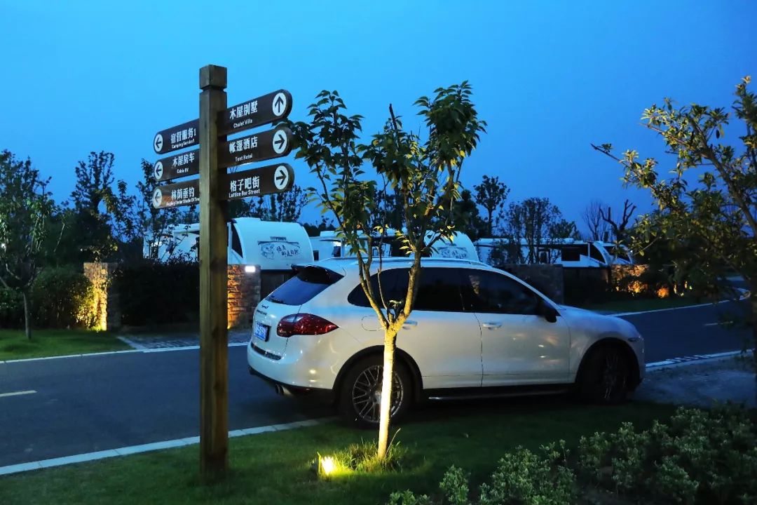 房车露营旅行推荐,自驾出游露营野炊房车营地