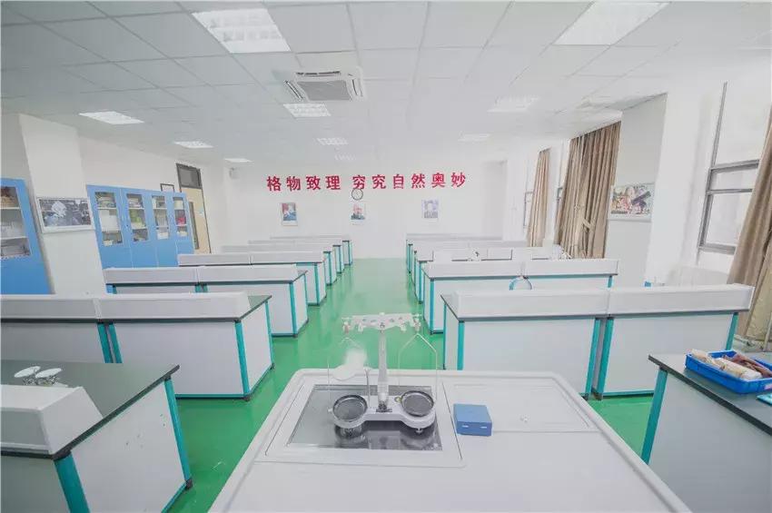 经开一中报名须知,叮咚您的备考秘籍已送达