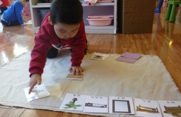 锻炼孩子口吃的语言游戏,解决幼儿口吃的策略