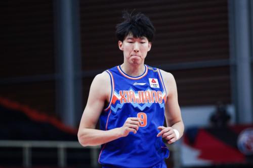 新疆vs宏远总决赛周琦,周琦和疆粤大战