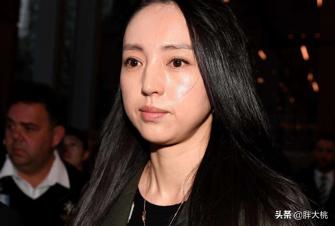 法令纹早出现还是晚出现好,什么样的人不容易长法令纹