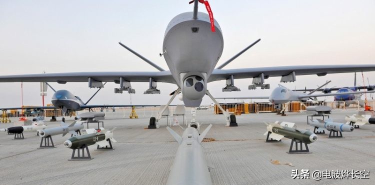 翼龙2无人机齐射导弹,翼龙2在利比亚被击落了多少架