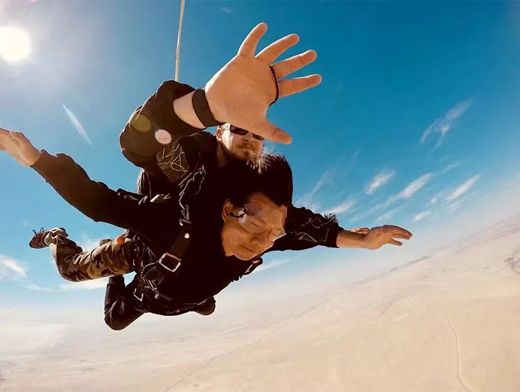 「东郊」5万人民币能干嘛？而我却能带你周游世界！