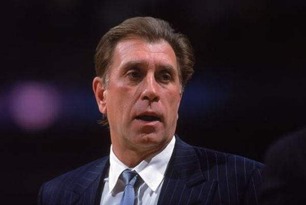 火箭选范甘迪做主教练,范甘迪执教火箭以前做什么