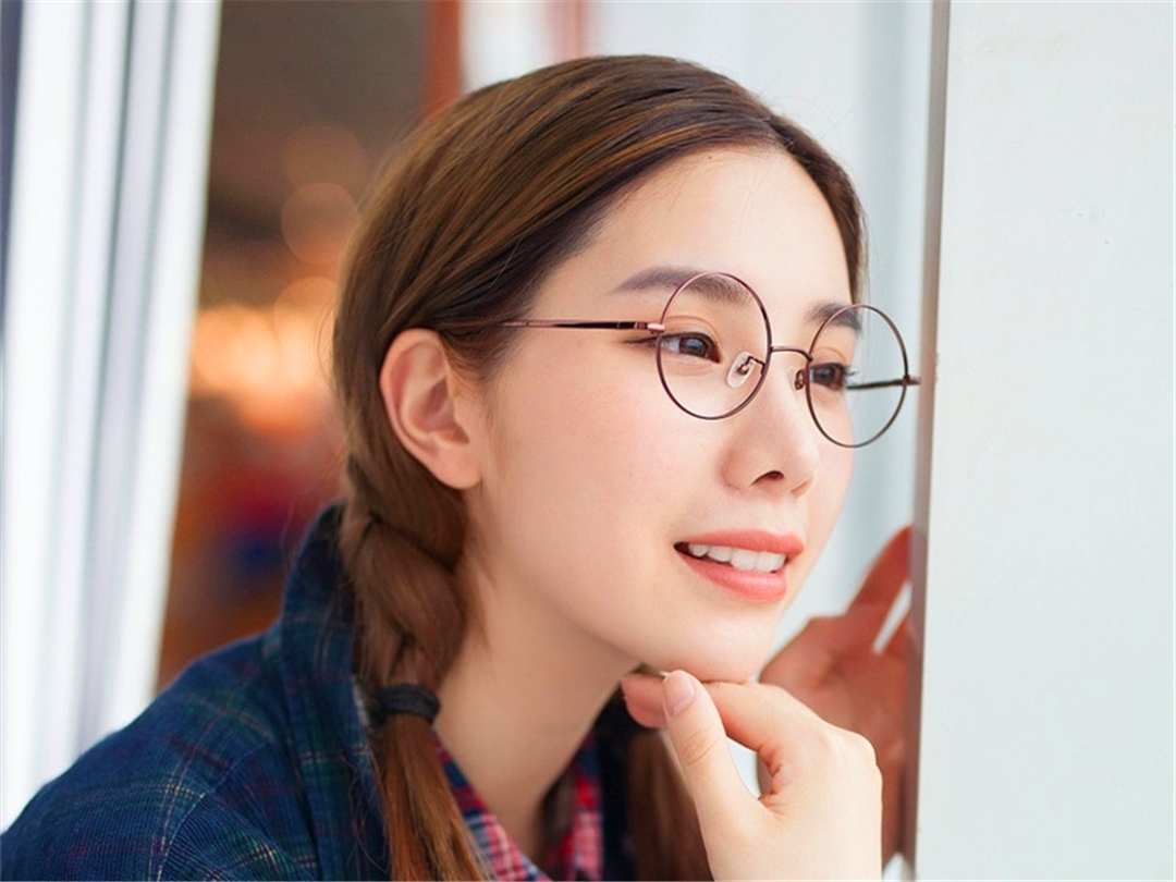 天蝎明明很在乎却表现得很冷淡,天蝎无缘无故对你好