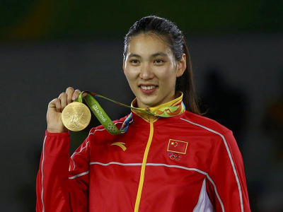 日本裁判被观众骂原版视频,日本裁判被观众吐槽