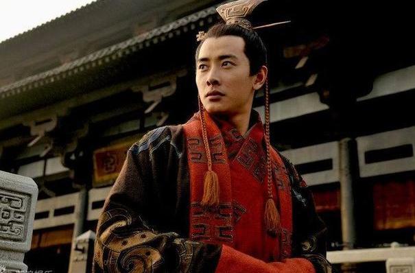 豪强成了东汉的掘墓人,东汉掘墓人