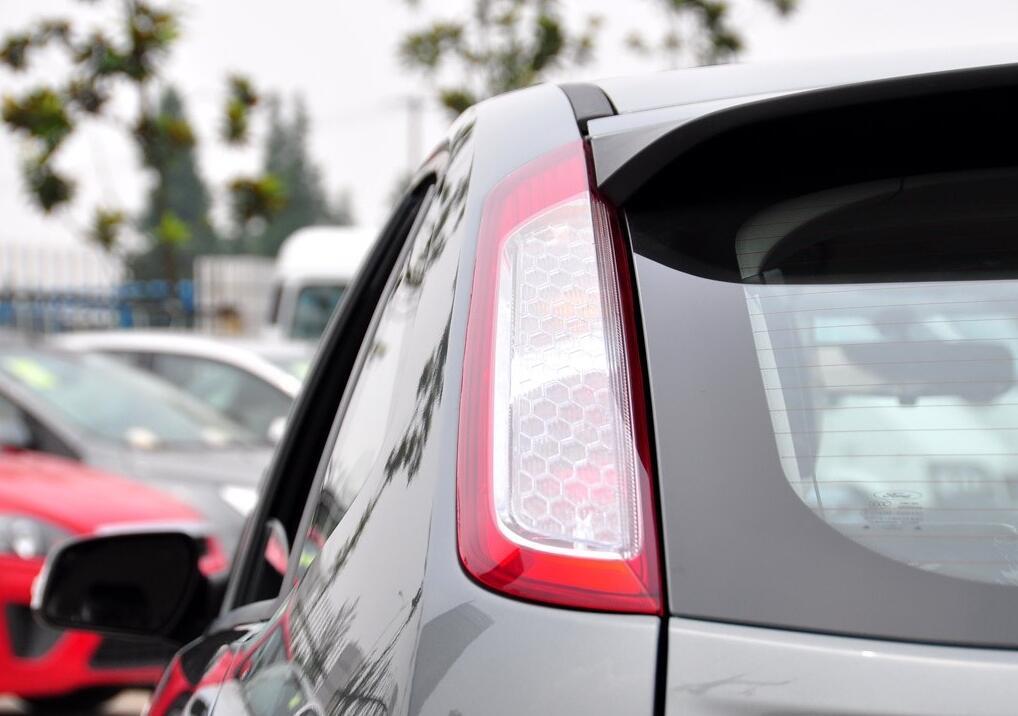 三万福克斯二手车,三万元以下的二手车推荐家用