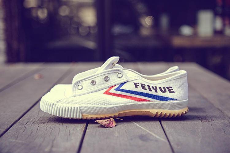 夏季大牌小白鞋推荐,夏日热销高档品质小白鞋